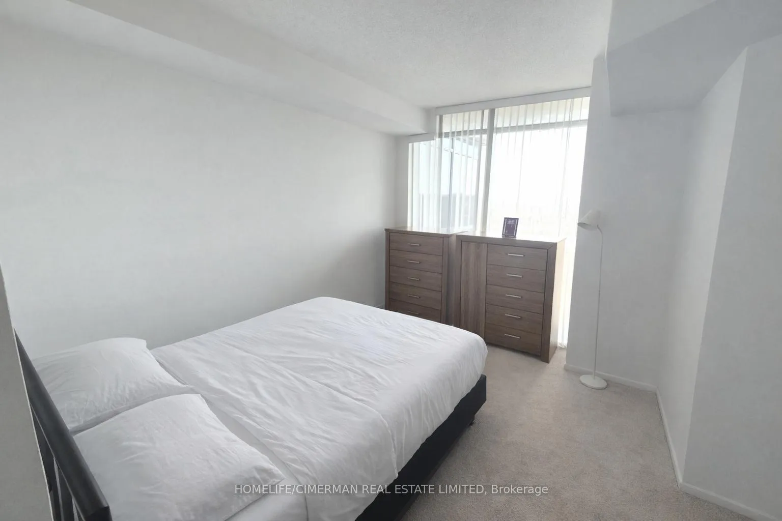 Photo 10 of Unit 711, 219 Fort York Boulevard, Toronto, Niagara — HOMEH