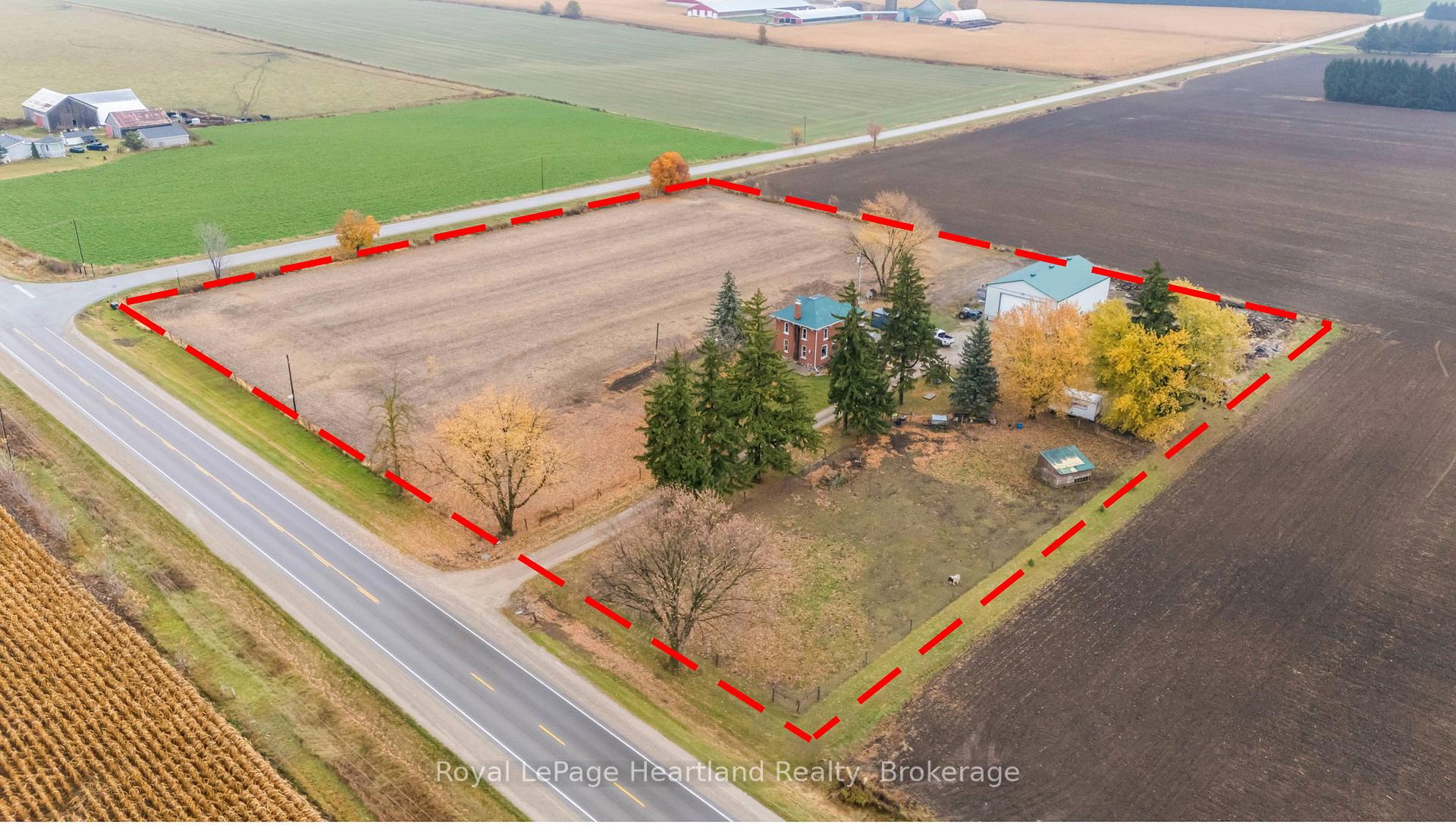 Photo 2 of 85102 Brussels Line, Huron East, Grey — HOMEH