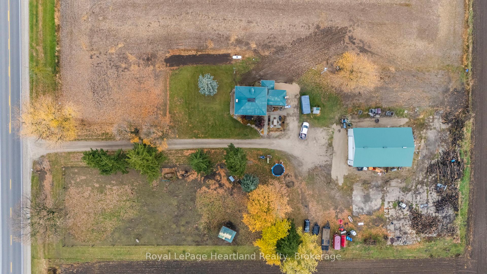 Photo 5 of 85102 Brussels Line, Huron East, Grey — HOMEH