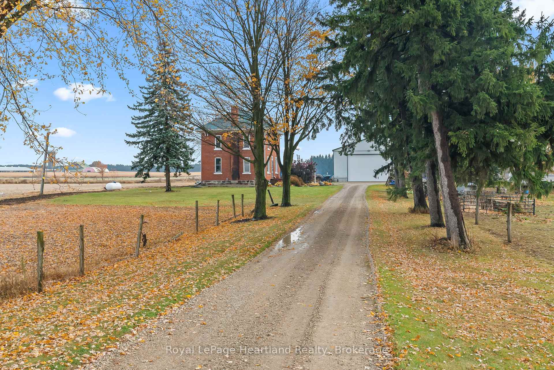 Photo 7 of 85102 Brussels Line, Huron East, Grey — HOMEH
