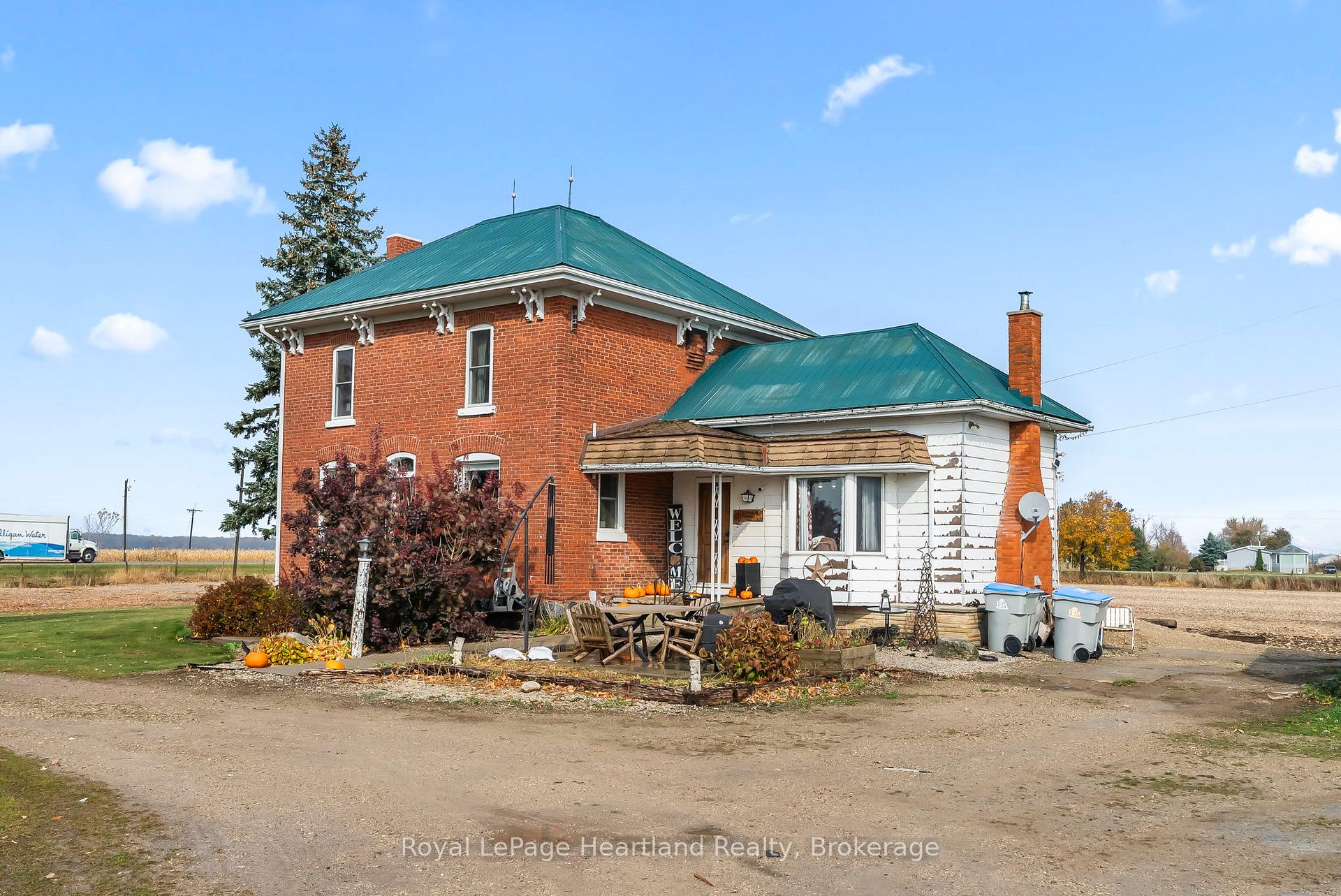 Photo 13 of 85102 Brussels Line, Huron East, Grey — HOMEH
