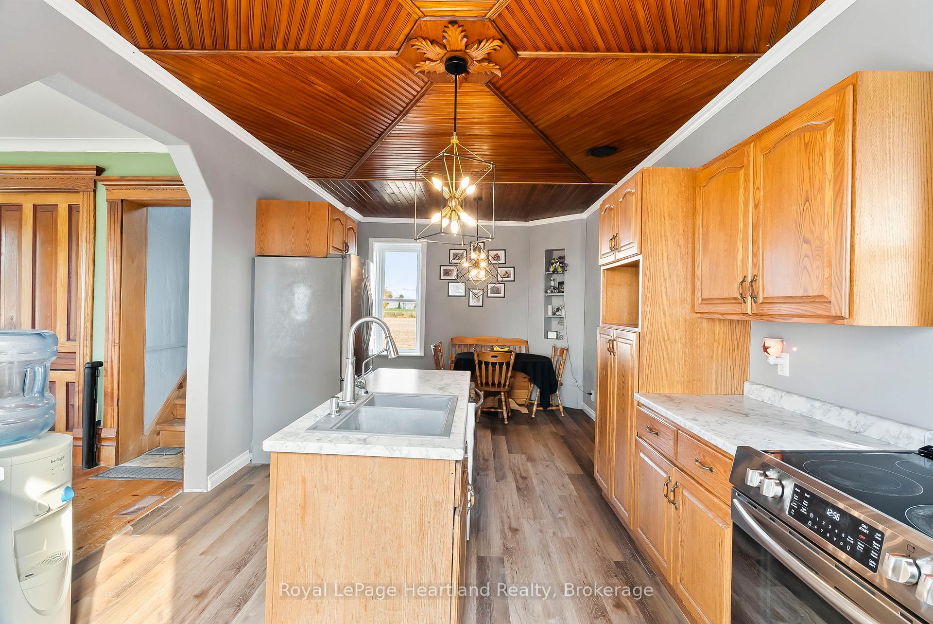 Photo 22 of 85102 Brussels Line, Huron East, Grey — HOMEH