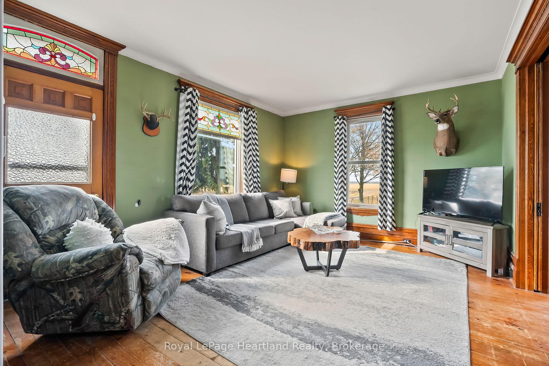 Photo 23 of 85102 Brussels Line, Huron East, Grey — HOMEH