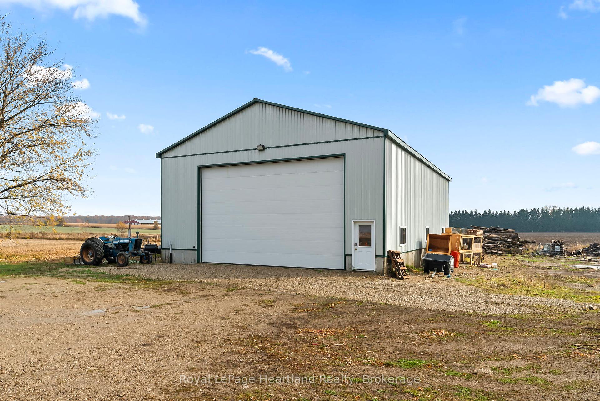 Photo 39 of 85102 Brussels Line, Huron East, Grey — HOMEH
