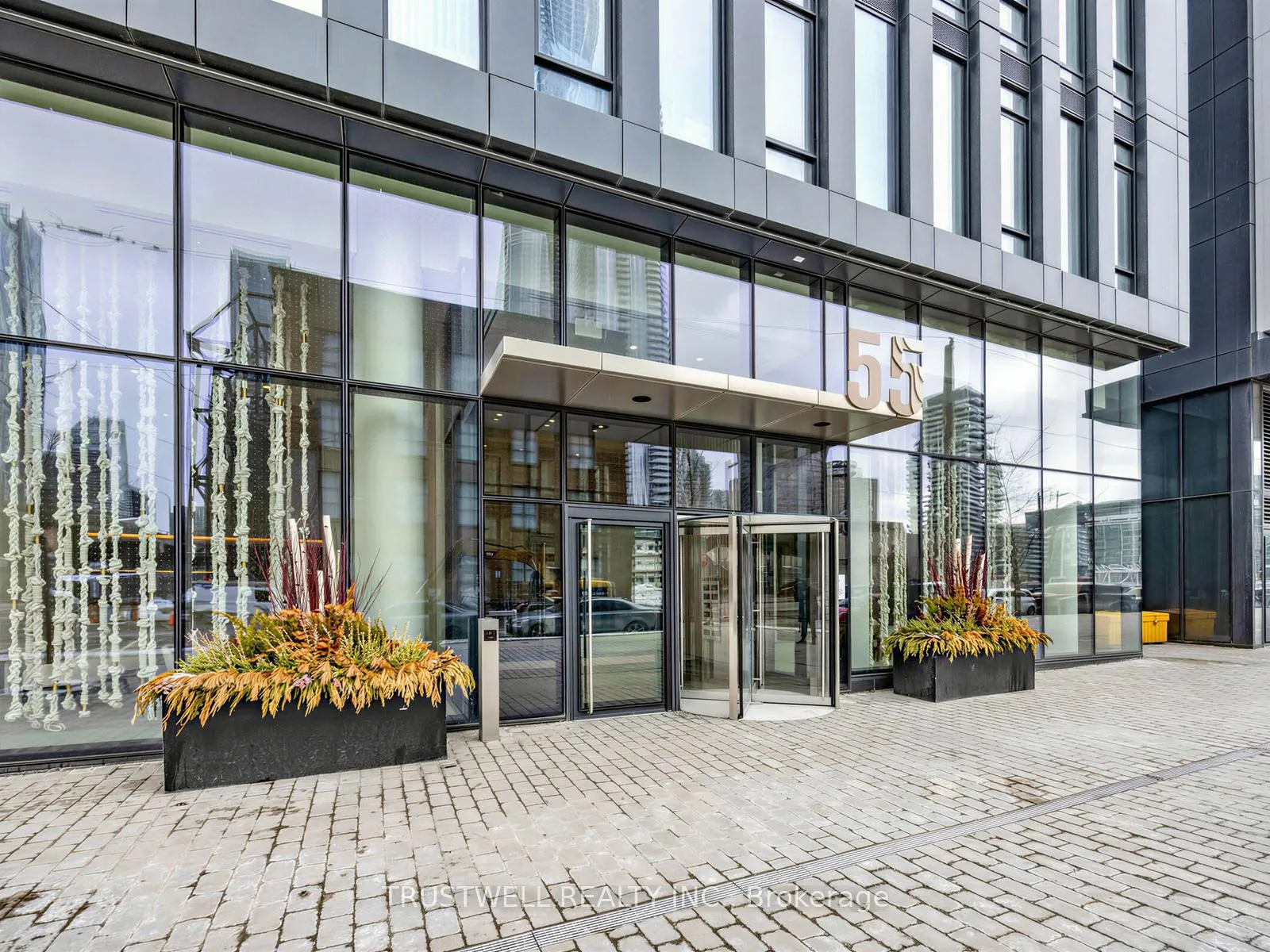 Front of Unit 5003, 55 Cooper Street