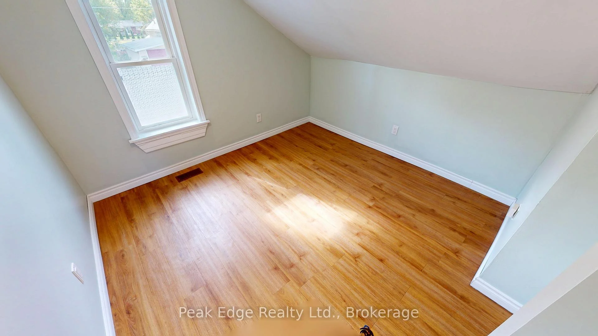 Photo 34 of 473 Campbell Street, Huron-Kinloss, Lucknow — HOMEH