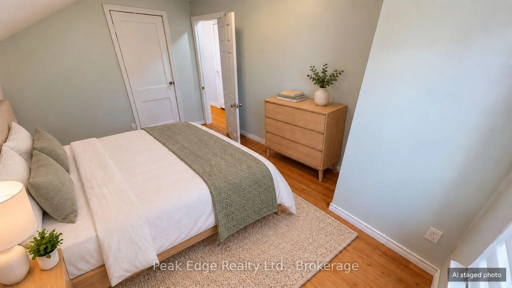 Photo 44 of 473 Campbell Street, Huron-Kinloss, Lucknow — HOMEH