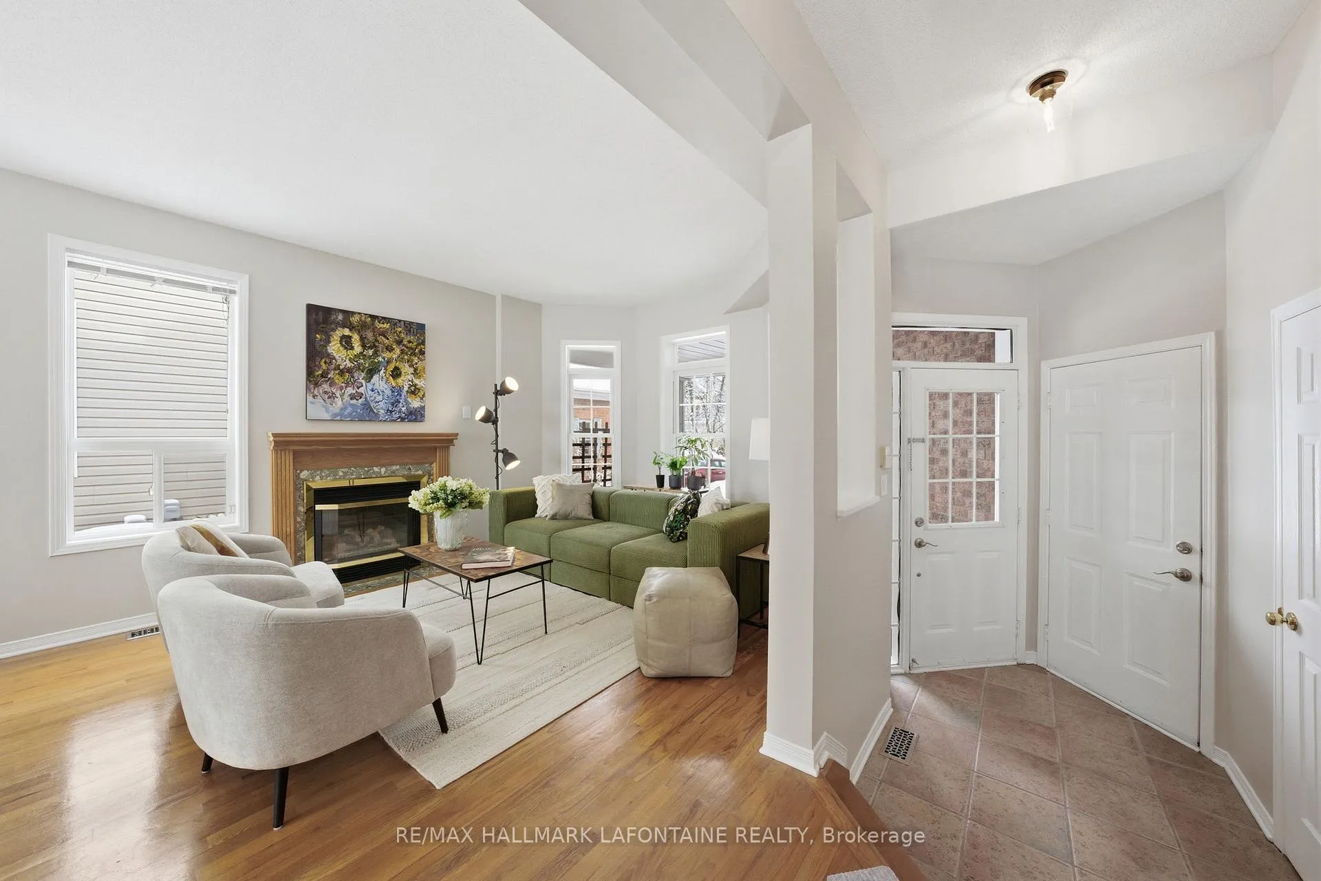 Photo 3 of 60 Hemlo Crescent, Ottawa, Kanata - Kanata Lakes/Heritage Hills — HOMEH