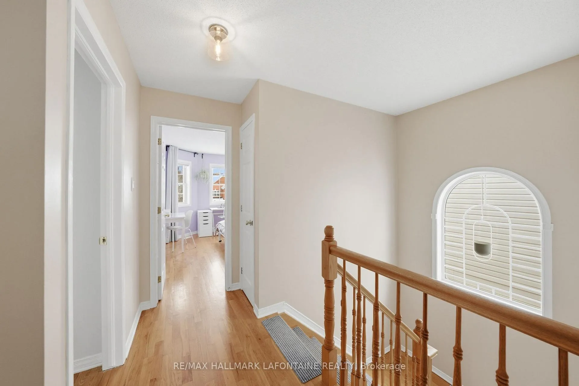 Photo 19 of 60 Hemlo Crescent, Ottawa, Kanata - Kanata Lakes/Heritage Hills — HOMEH