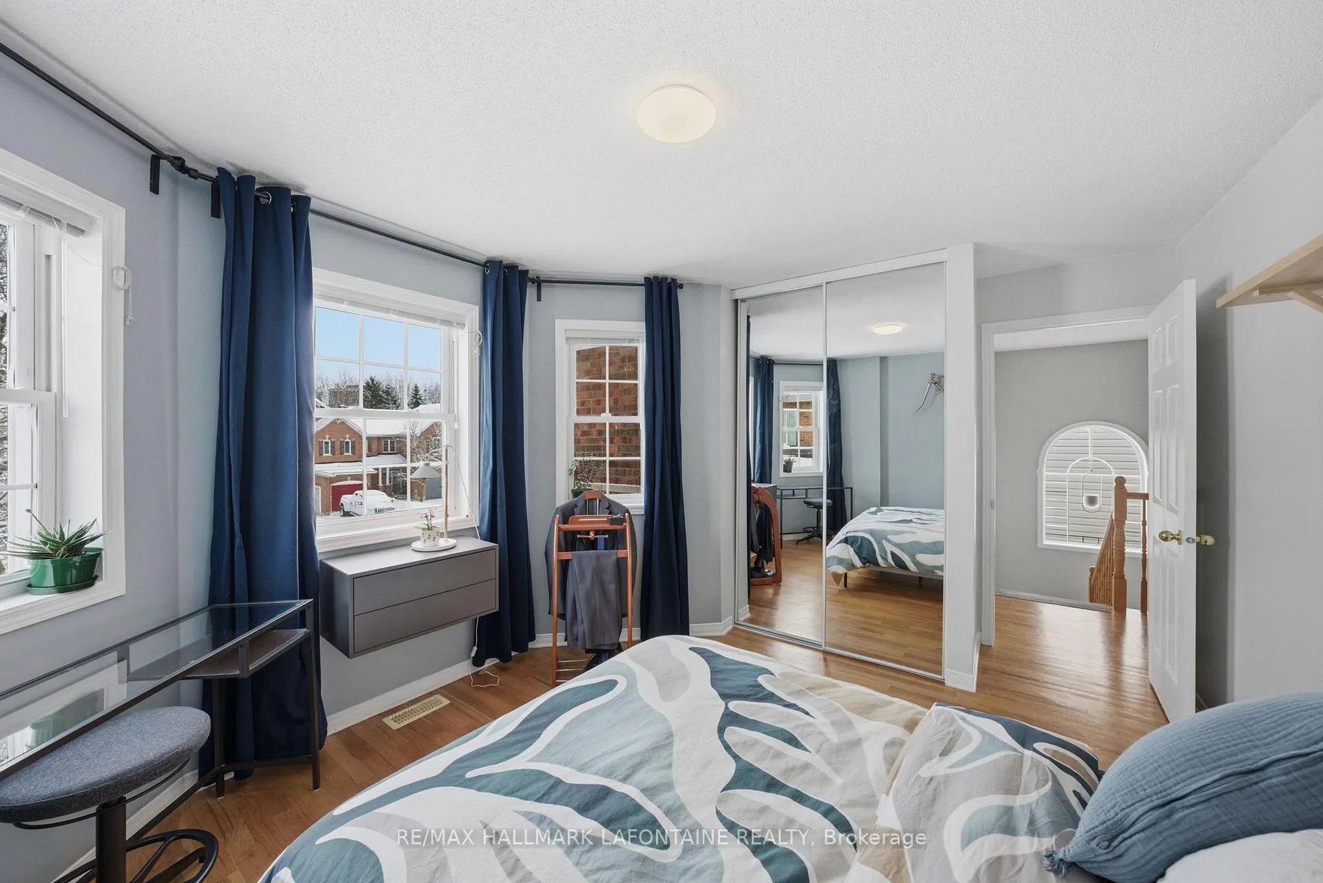 Photo 24 of 60 Hemlo Crescent, Ottawa, Kanata - Kanata Lakes/Heritage Hills — HOMEH