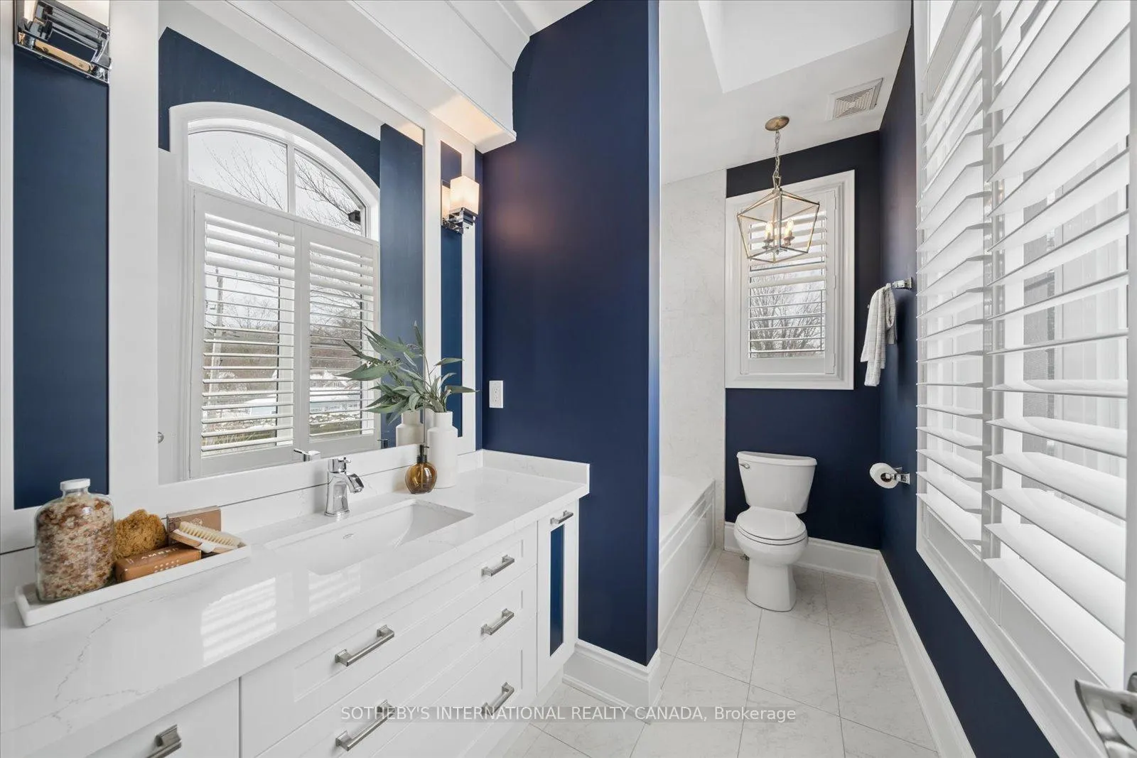 Photo 39 of 112 Woodview Drive, Pickering, Rougemount — HOMEH