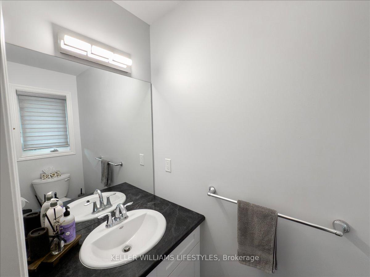Photo 7 of 100 Gilmour Drive, Lucan Biddulph, Lucan — HOMEH