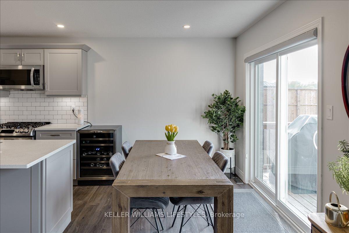 Photo 18 of 100 Gilmour Drive, Lucan Biddulph, Lucan — HOMEH