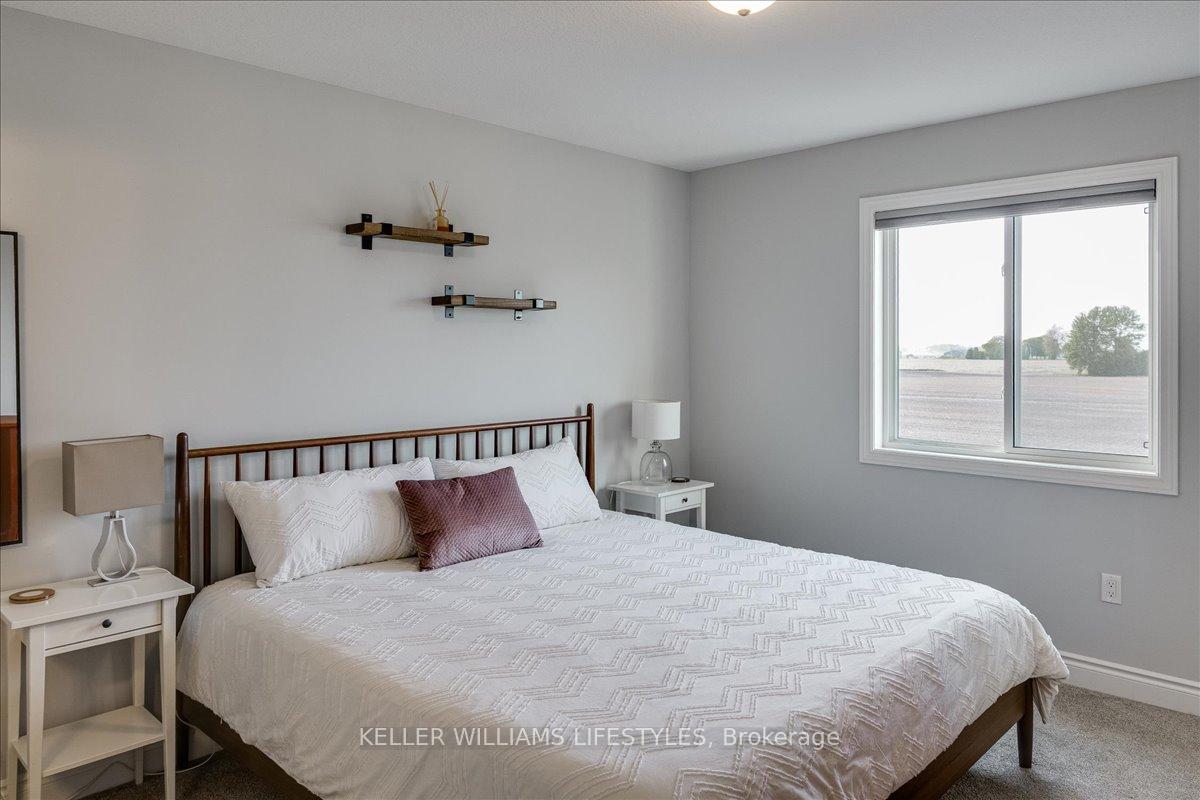 Photo 30 of 100 Gilmour Drive, Lucan Biddulph, Lucan — HOMEH