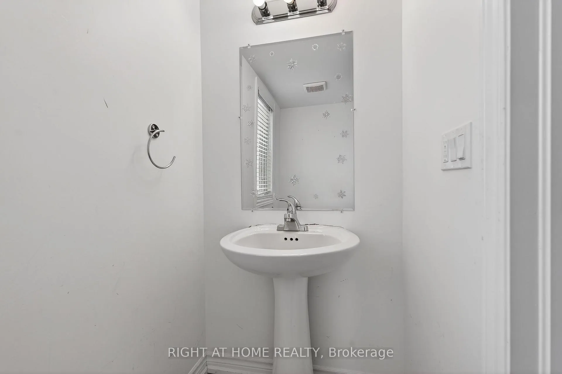 Photo 8 of 73 Brennan Crescent, Loyalist, Odessa — HOMEH