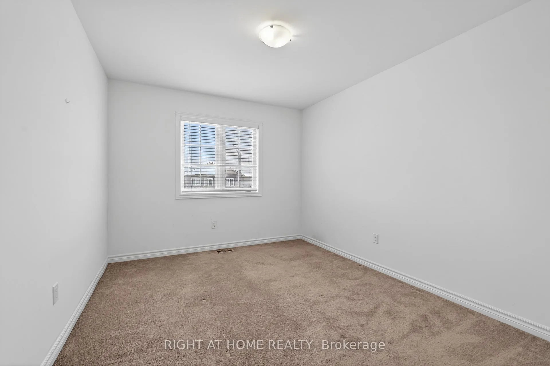 Photo 25 of 73 Brennan Crescent, Loyalist, Odessa — HOMEH