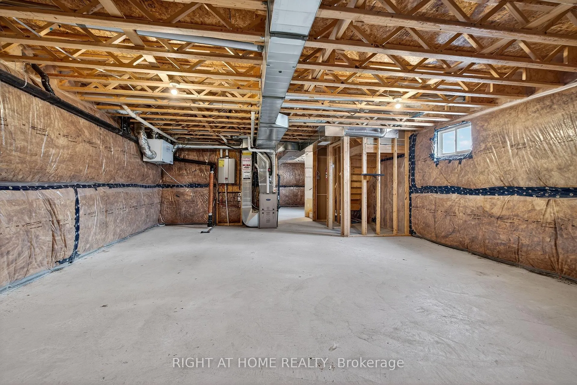 Photo 31 of 73 Brennan Crescent, Loyalist, Odessa — HOMEH