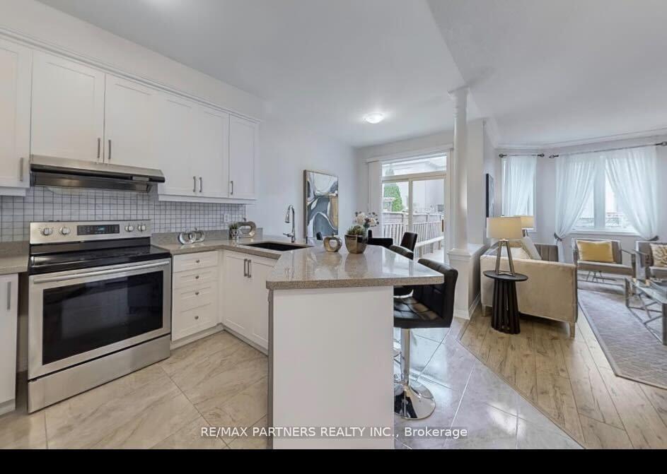 Photo 8 of 10 Whitford Road, Markham, Cachet — HOMEH