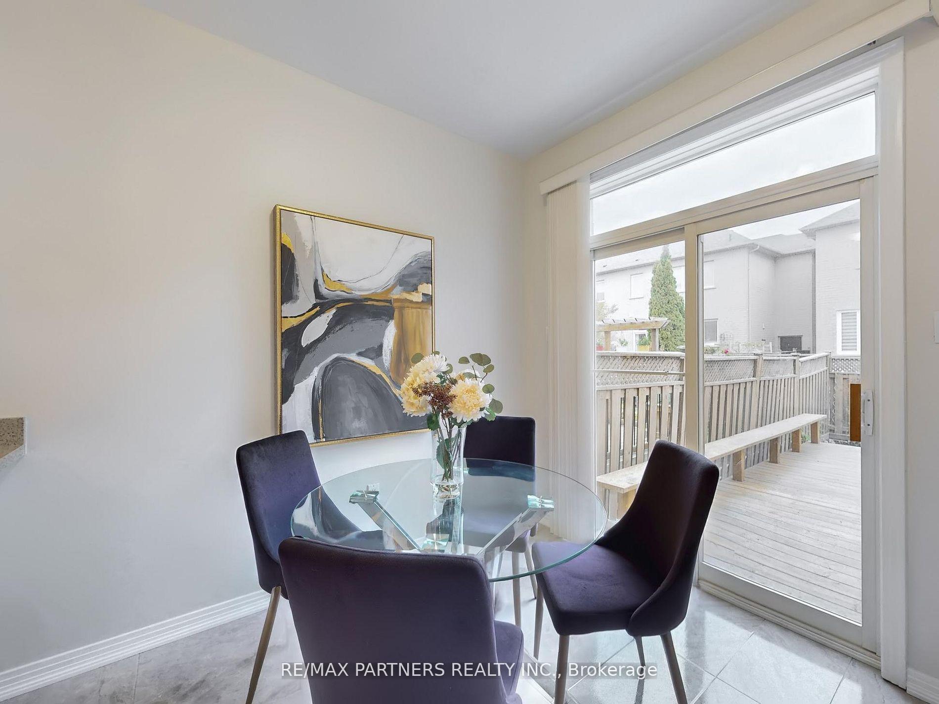 Photo 9 of 10 Whitford Road, Markham, Cachet — HOMEH