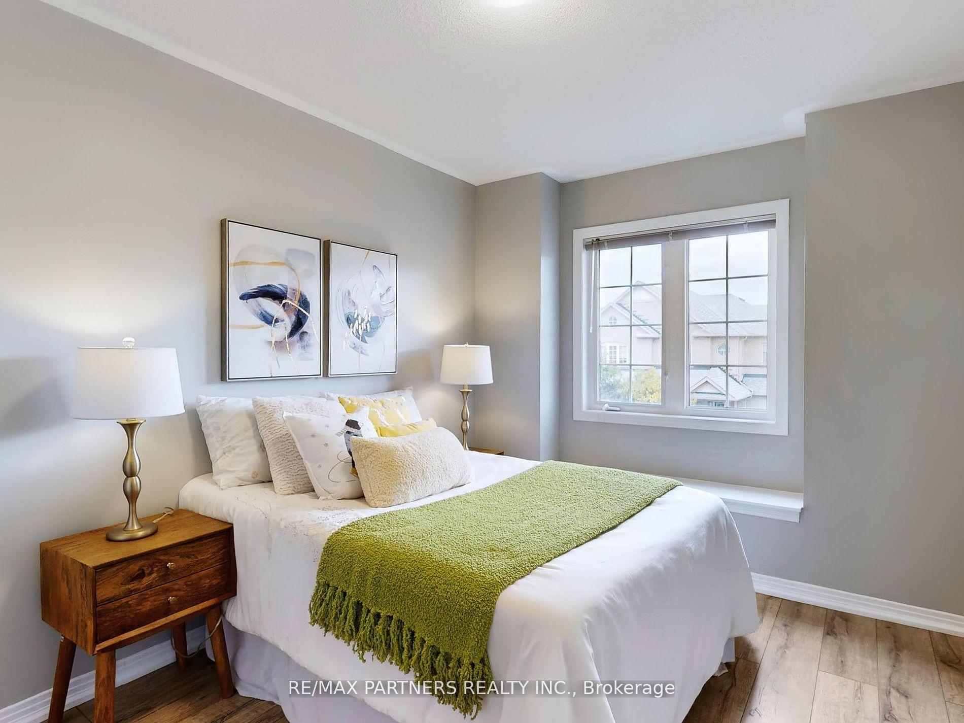 Photo 19 of 10 Whitford Road, Markham, Cachet — HOMEH