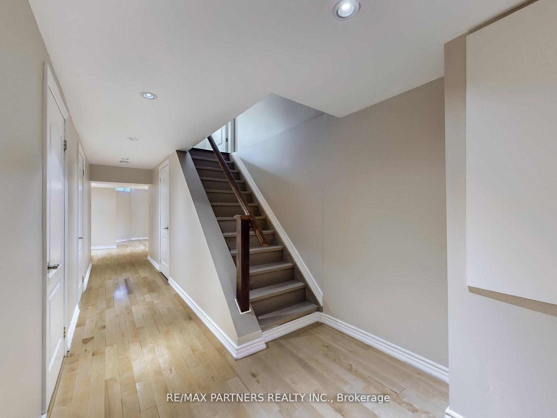 Photo 25 of 10 Whitford Road, Markham, Cachet — HOMEH