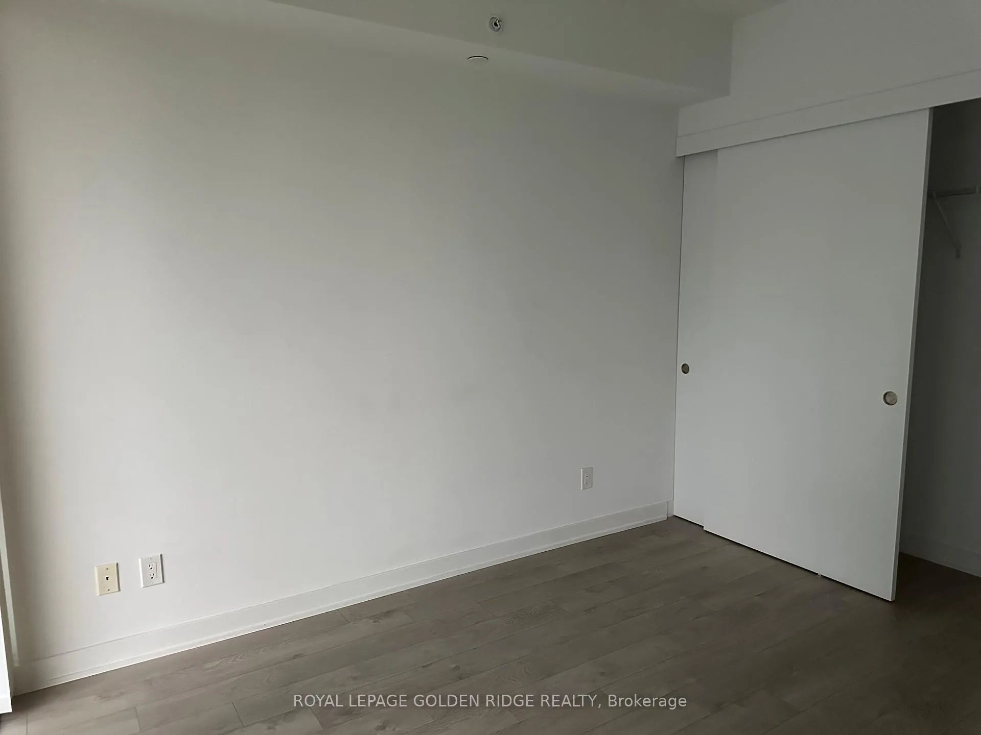 Photo 9 of Unit 2411, 185 Roehampton Avenue, Toronto, Mount Pleasant East — HOMEH