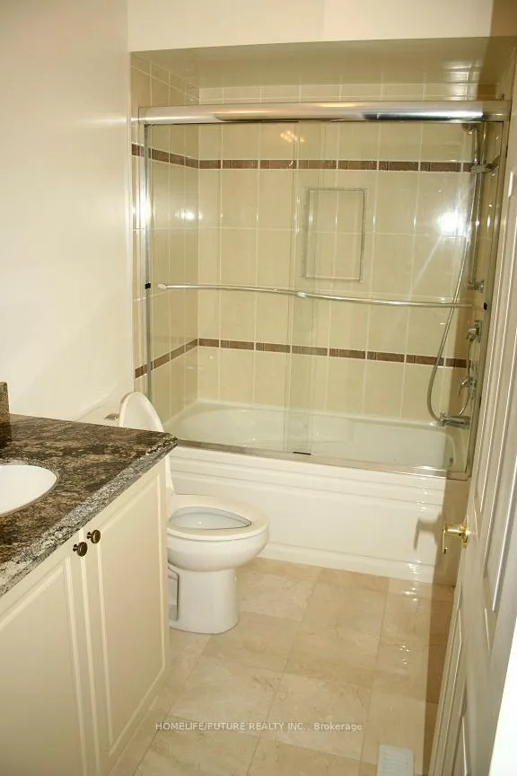 Photo 14 of 40 Pagnello Court, Markham, Box Grove — HOMEH