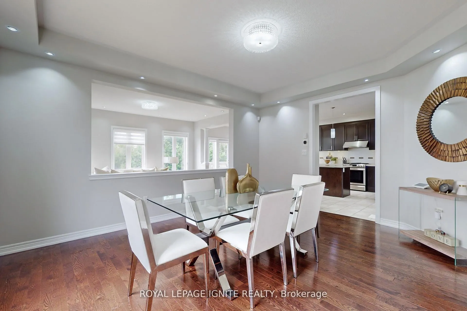 Photo 8 of 24 Arrowpoint Drive, Brampton, Credit Valley — HOMEH
