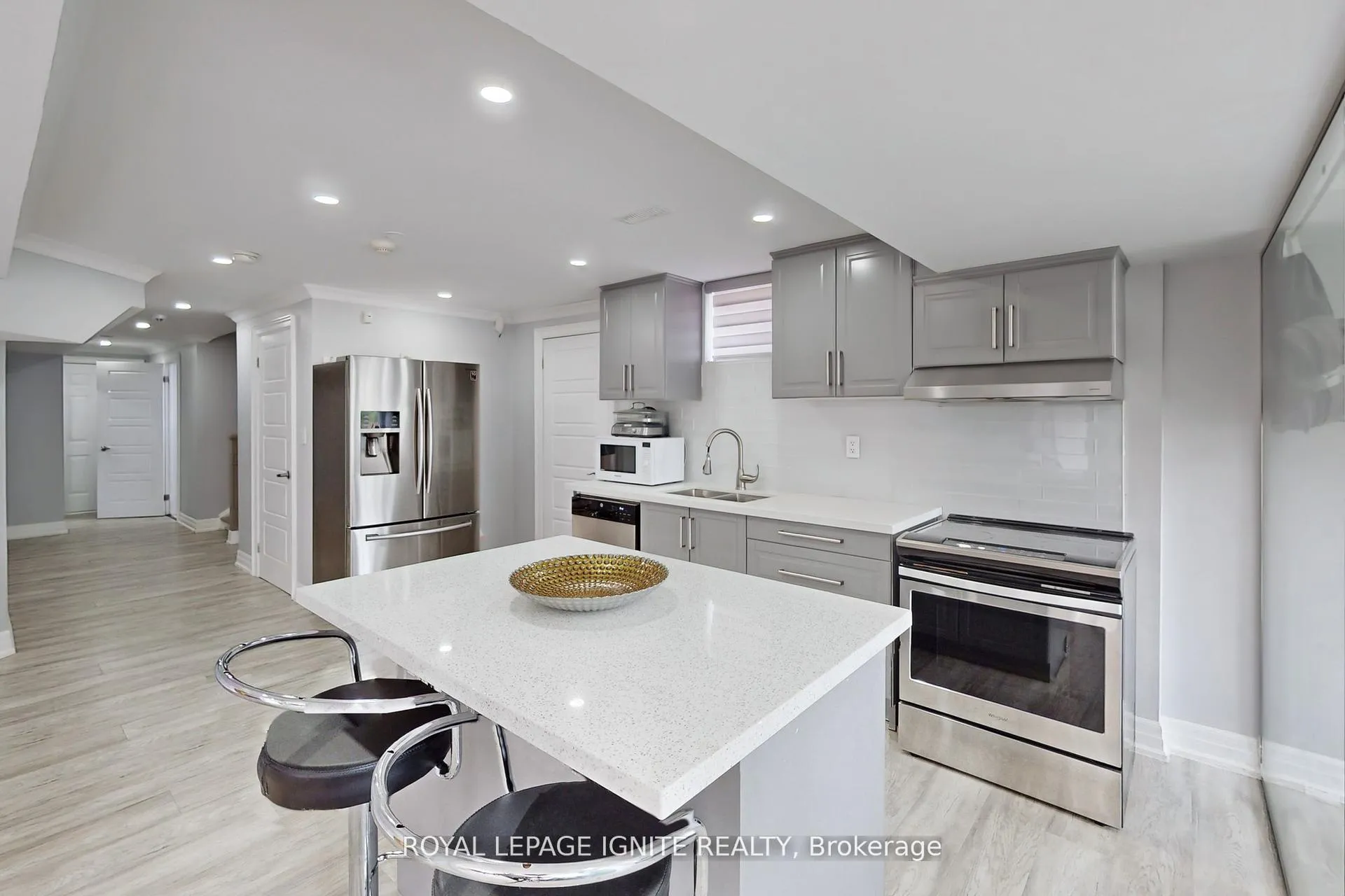 Photo 38 of 24 Arrowpoint Drive, Brampton, Credit Valley — HOMEH
