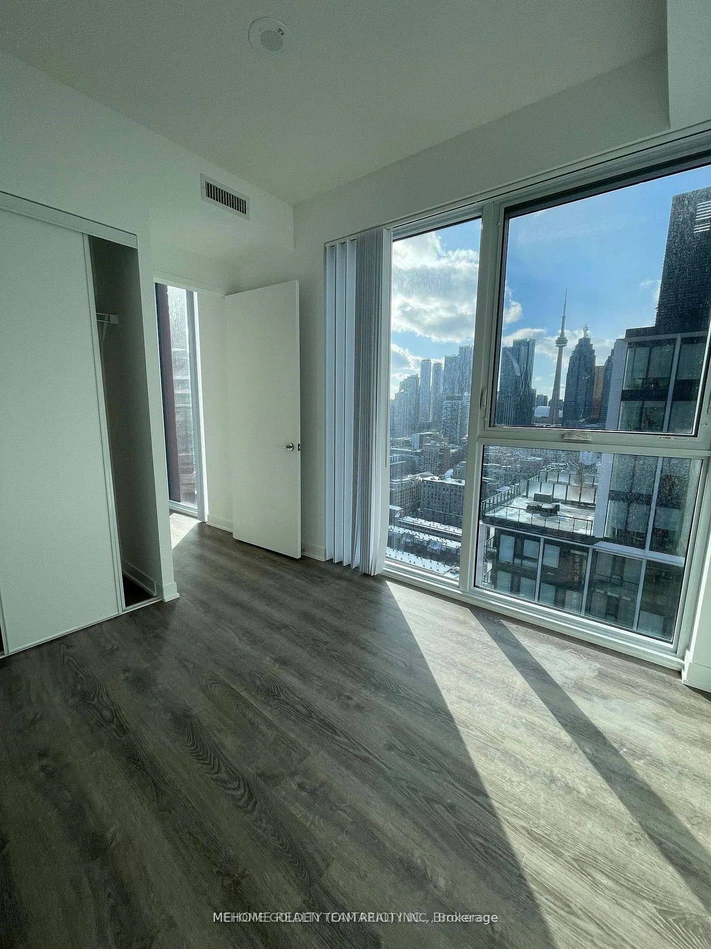 Photo 8 of Unit 3010, 180 Front Street E, Toronto, Moss Park — HOMEH