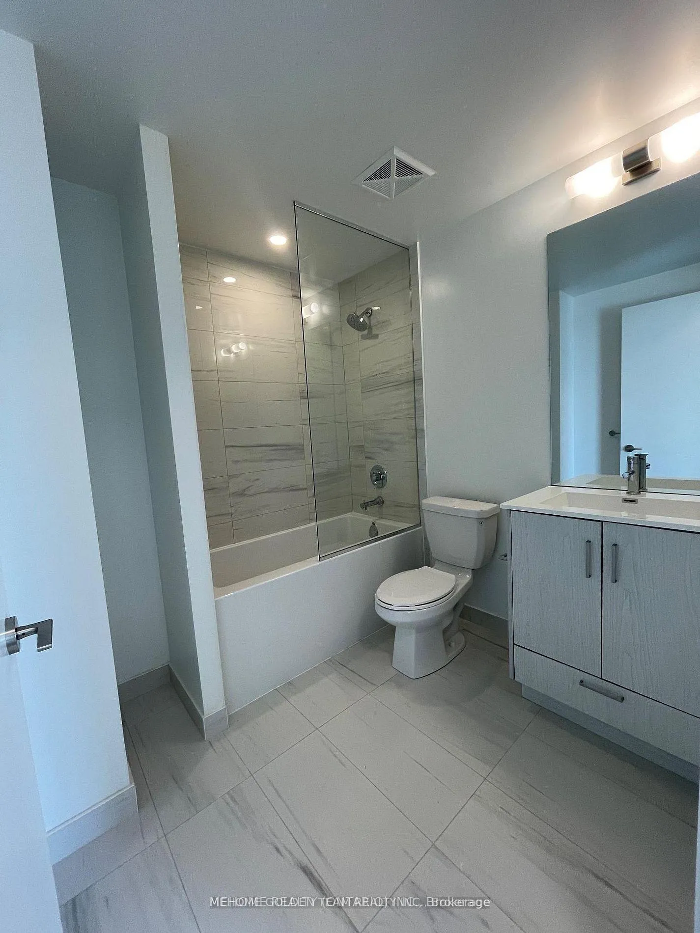 Photo 11 of Unit 3010, 180 Front Street E, Toronto, Moss Park — HOMEH