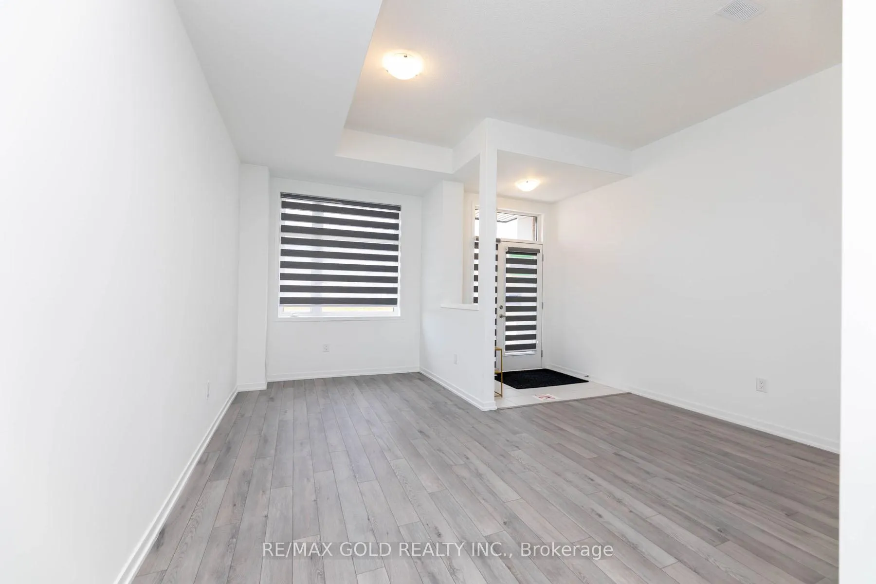 Photo 7 of 217 Monarch Avenue, Ajax, South West — HOMEH