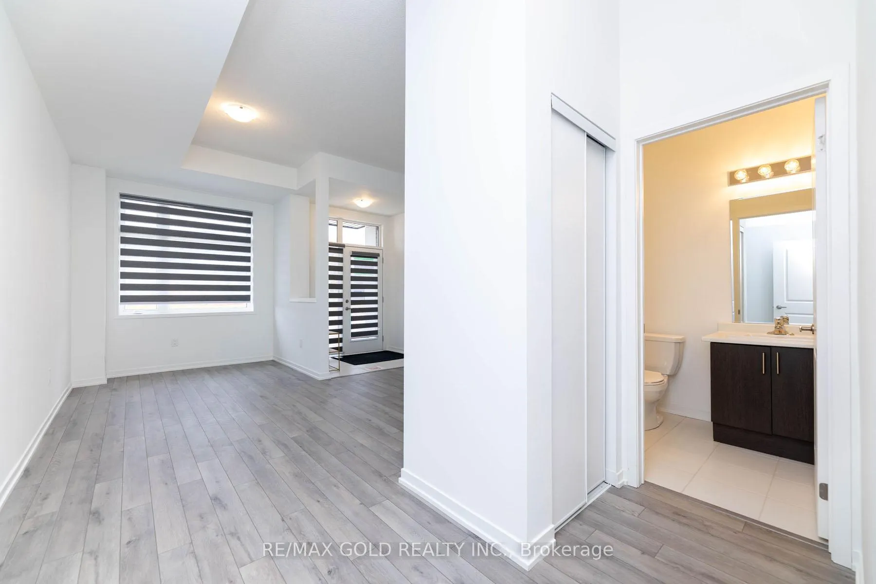 Photo 8 of 217 Monarch Avenue, Ajax, South West — HOMEH