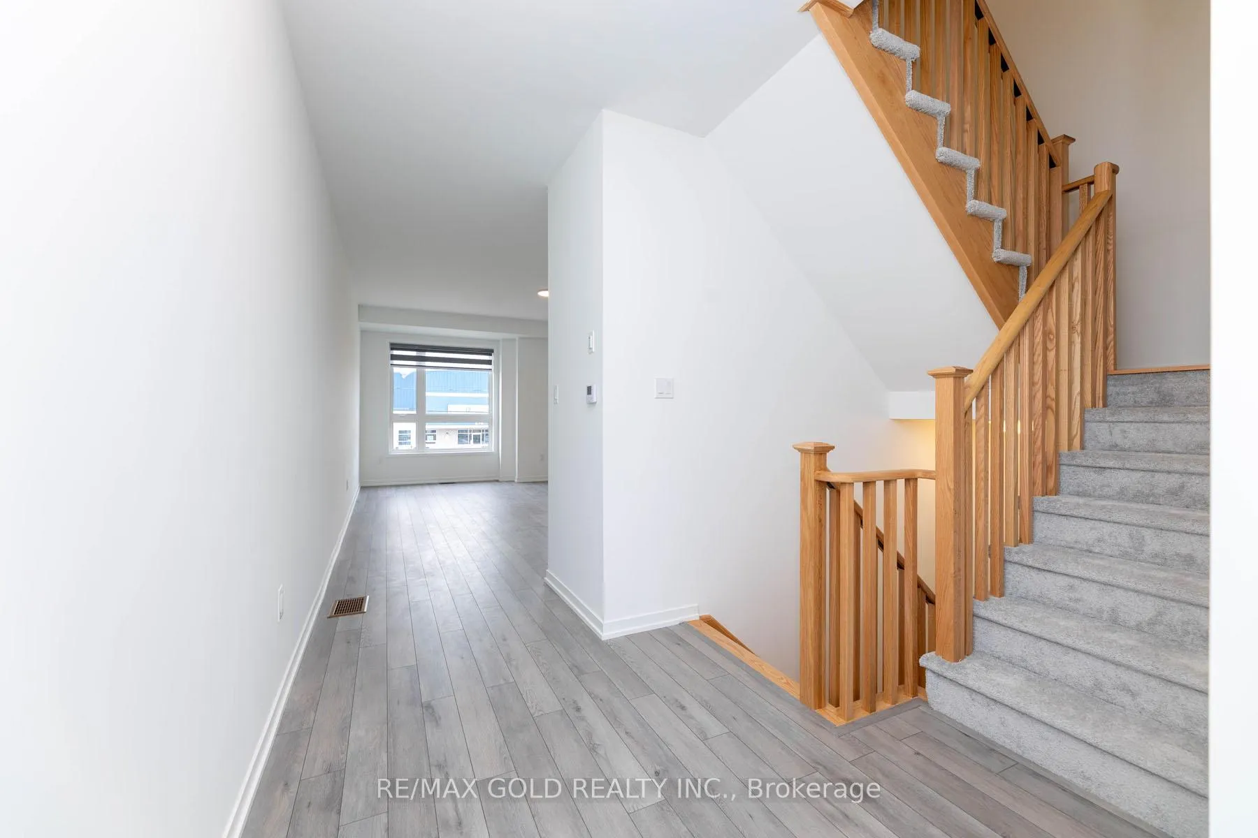 Photo 15 of 217 Monarch Avenue, Ajax, South West — HOMEH