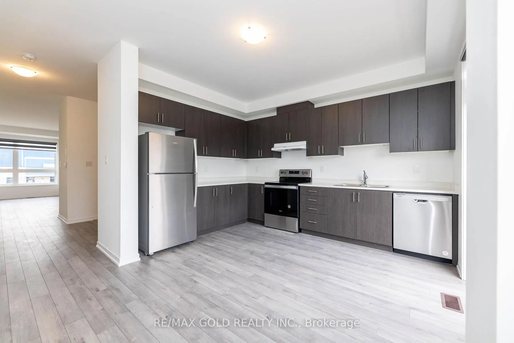 Photo 17 of 217 Monarch Avenue, Ajax, South West — HOMEH