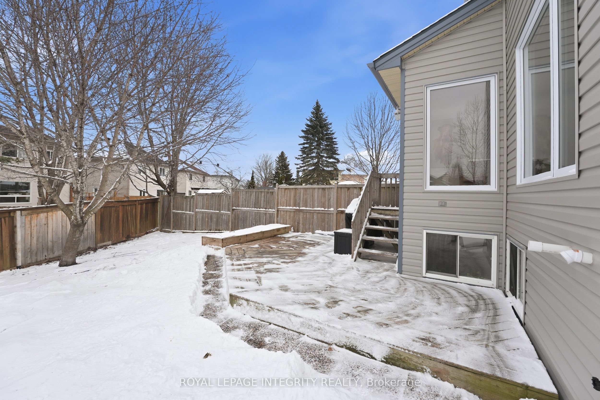 Photo 44 of 727 Hancock Crescent, Ottawa, Fallingbrook/Ridgemount — HOMEH