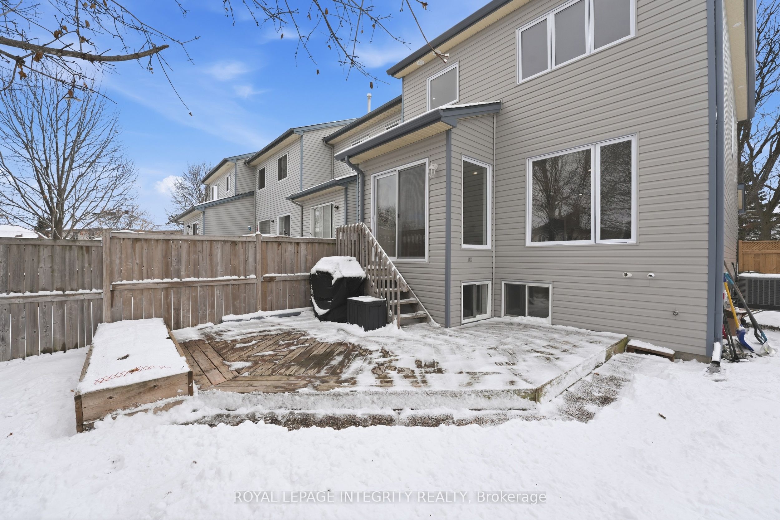 Photo 43 of 727 Hancock Crescent, Ottawa, Fallingbrook/Ridgemount — HOMEH