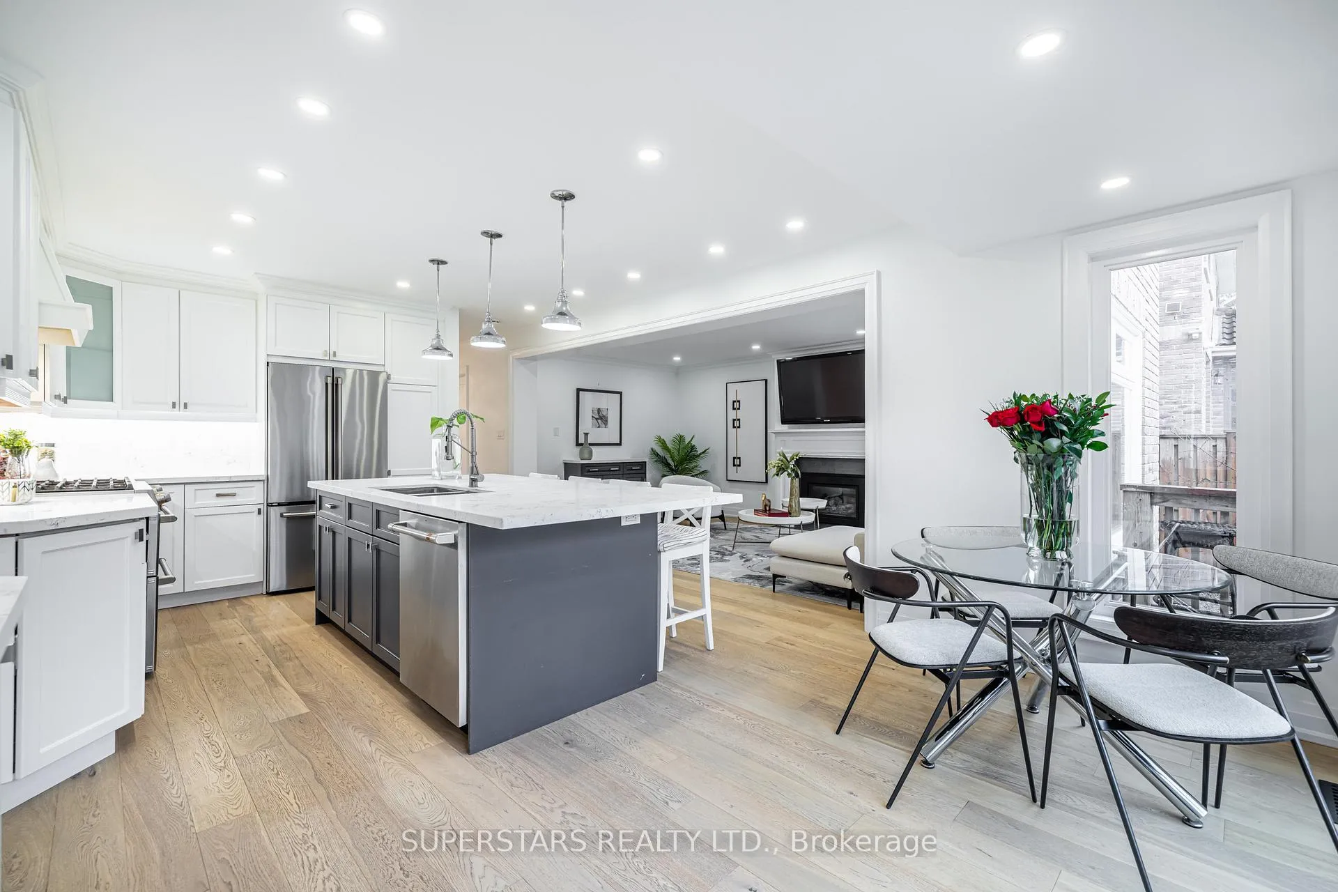 Photo 17 of 56 Marsh Harbour, Aurora, Aurora Highlands — HOMEH