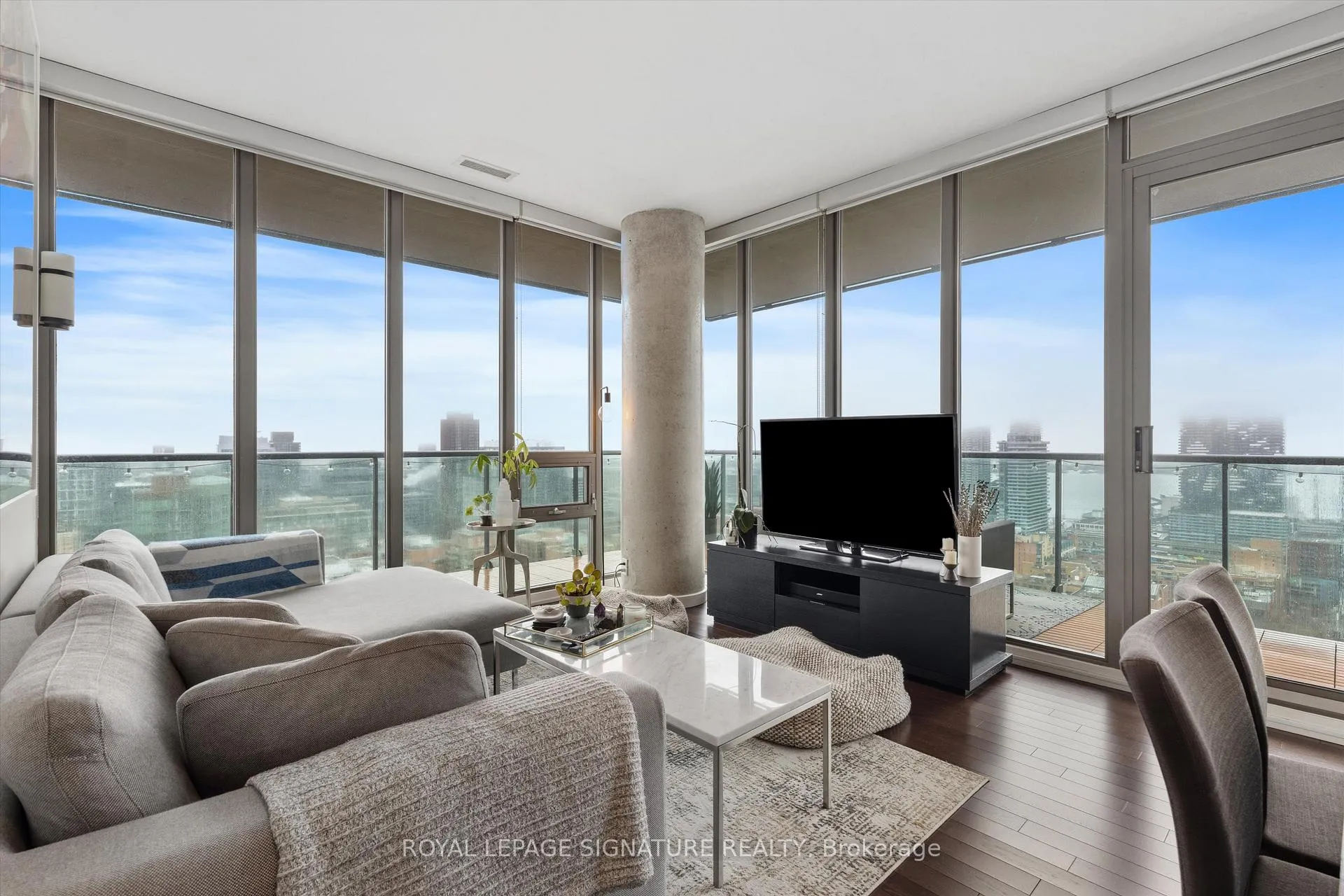 Photo 5 of Unit 3205, 33 Lombard Street, Toronto, Church-Yonge Corridor — HOMEH