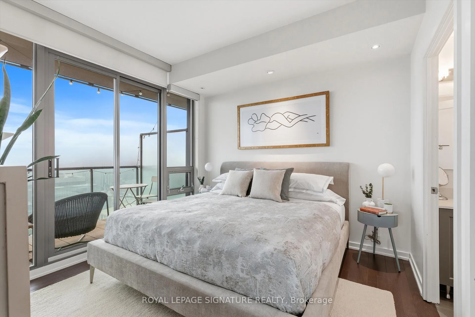 Photo 17 of Unit 3205, 33 Lombard Street, Toronto, Church-Yonge Corridor — HOMEH