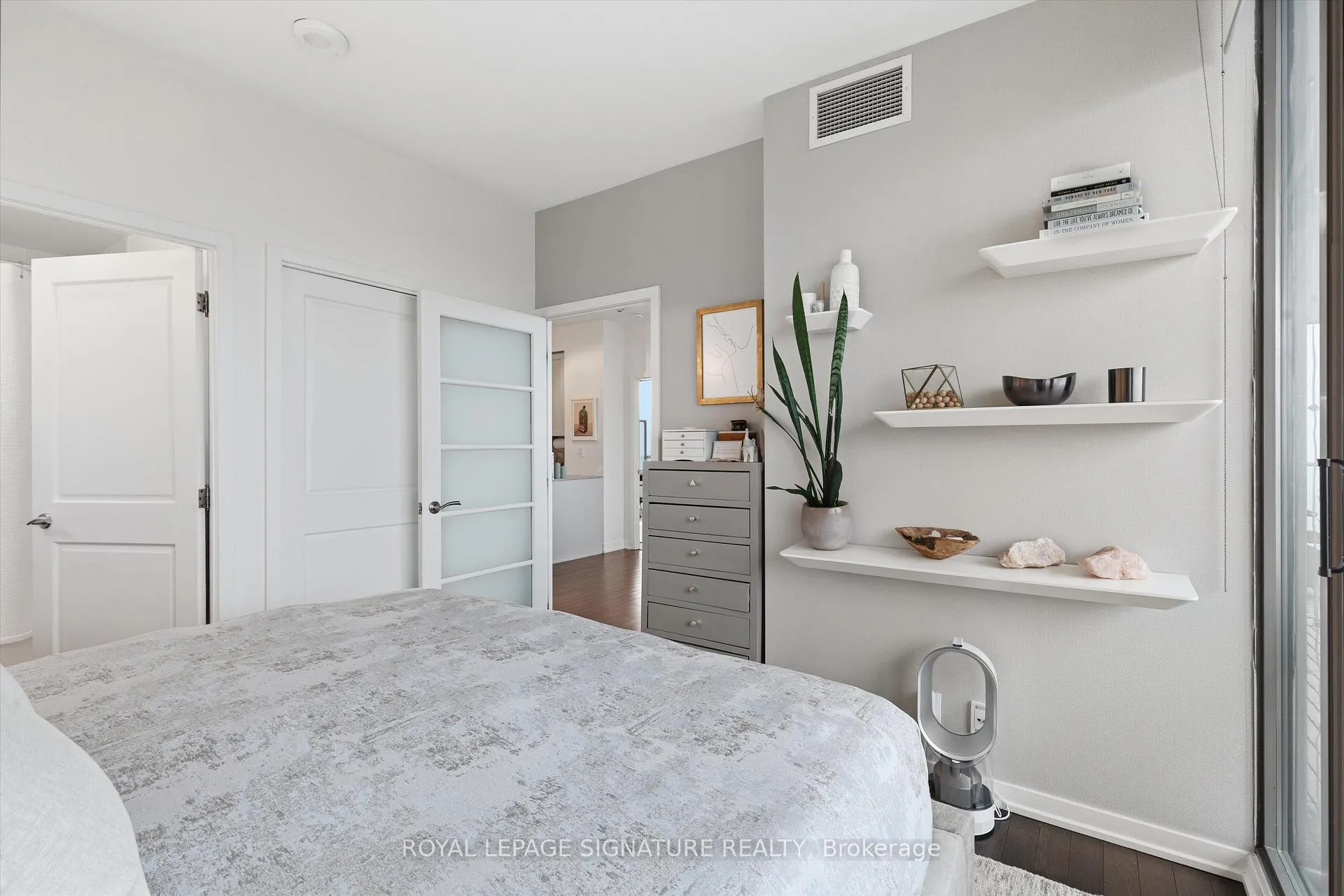 Photo 18 of Unit 3205, 33 Lombard Street, Toronto, Church-Yonge Corridor — HOMEH