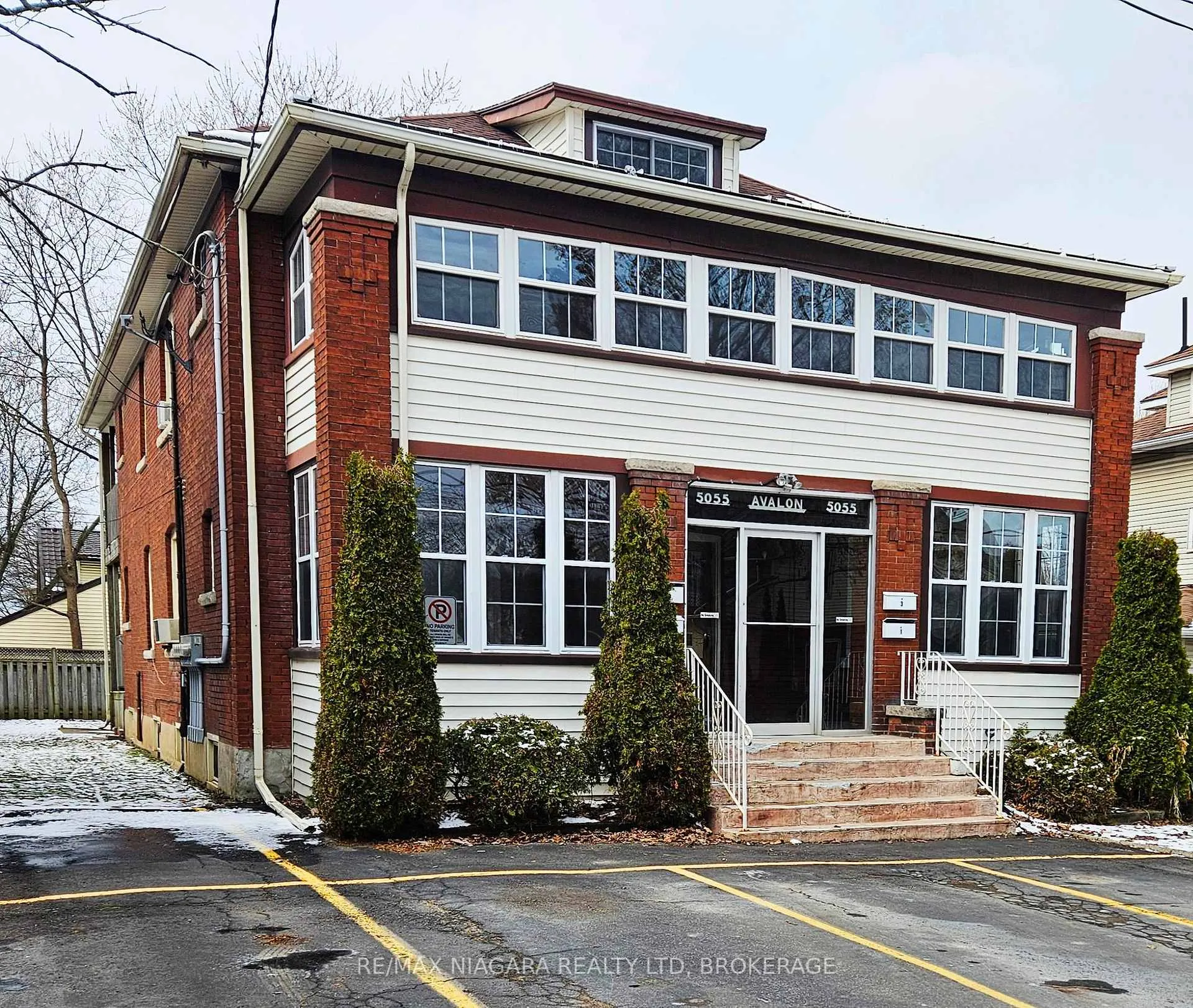 Front of Unit 1, 5055 Fourth Avenue