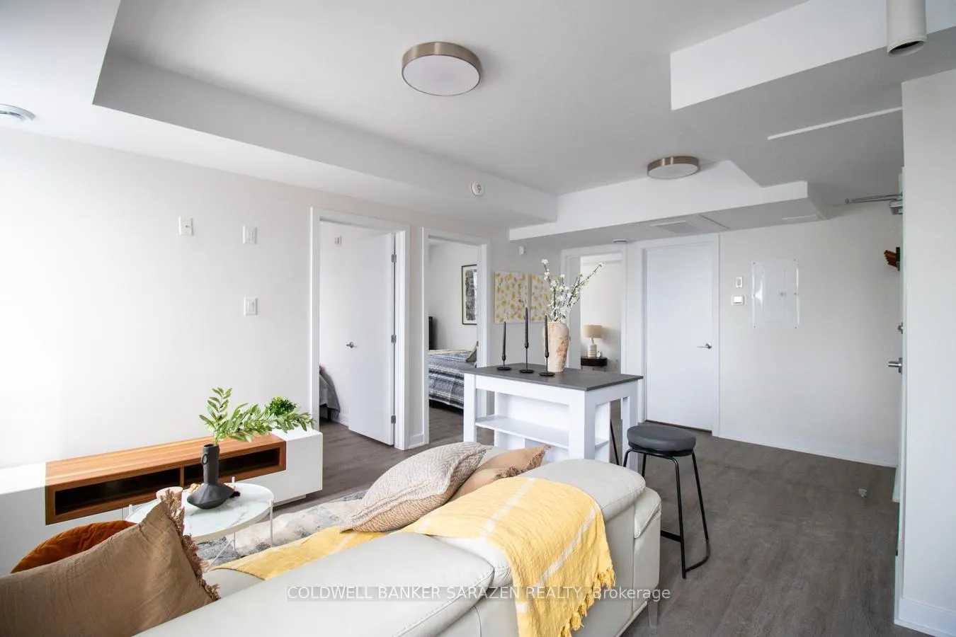 Photo 2 of Unit 304, 994 Bronson Avenue, Ottawa, Dows Lake — HOMEH