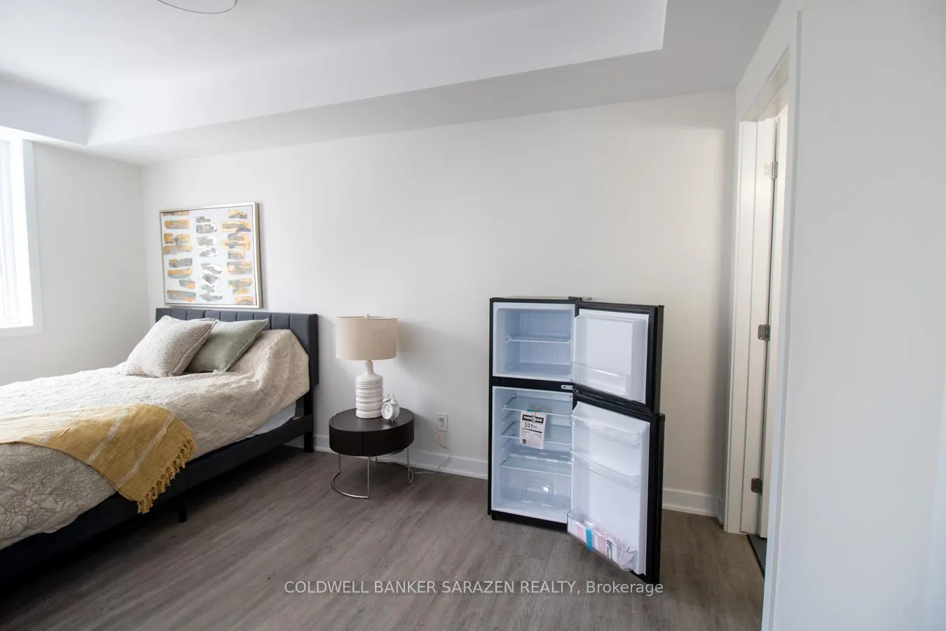 Photo 5 of Unit 304, 994 Bronson Avenue, Ottawa, Dows Lake — HOMEH