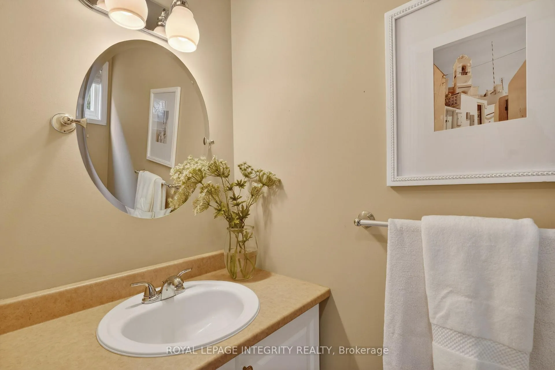Photo 12 of 6020 Vineyard Drive, Ottawa, Convent Glen — HOMEH