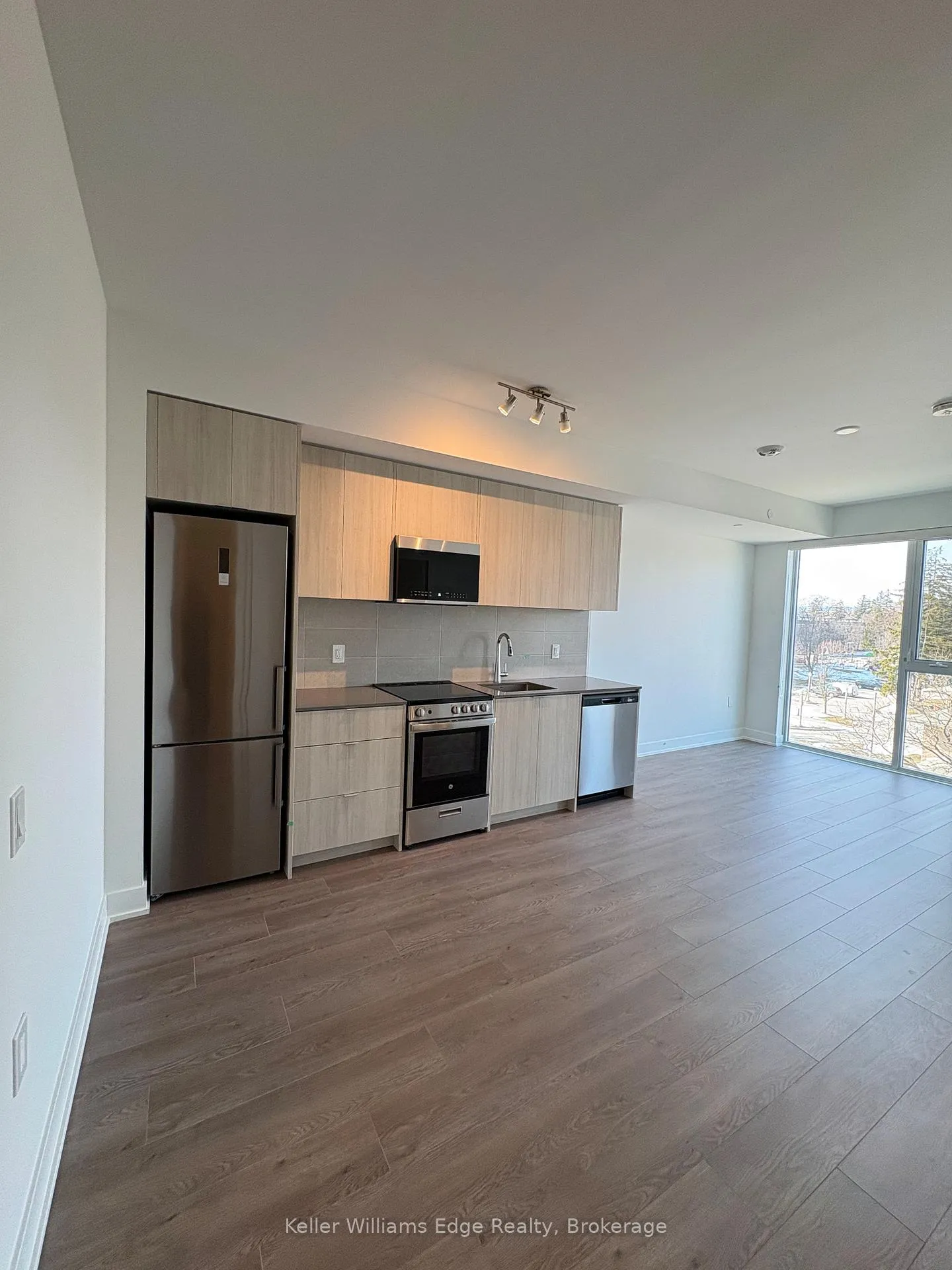 Photo 20 of Unit 313, 2088 James Street, Burlington, Brant — HOMEH