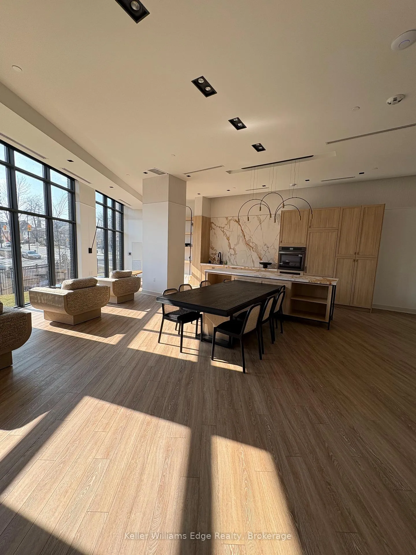Photo 31 of Unit 313, 2088 James Street, Burlington, Brant — HOMEH