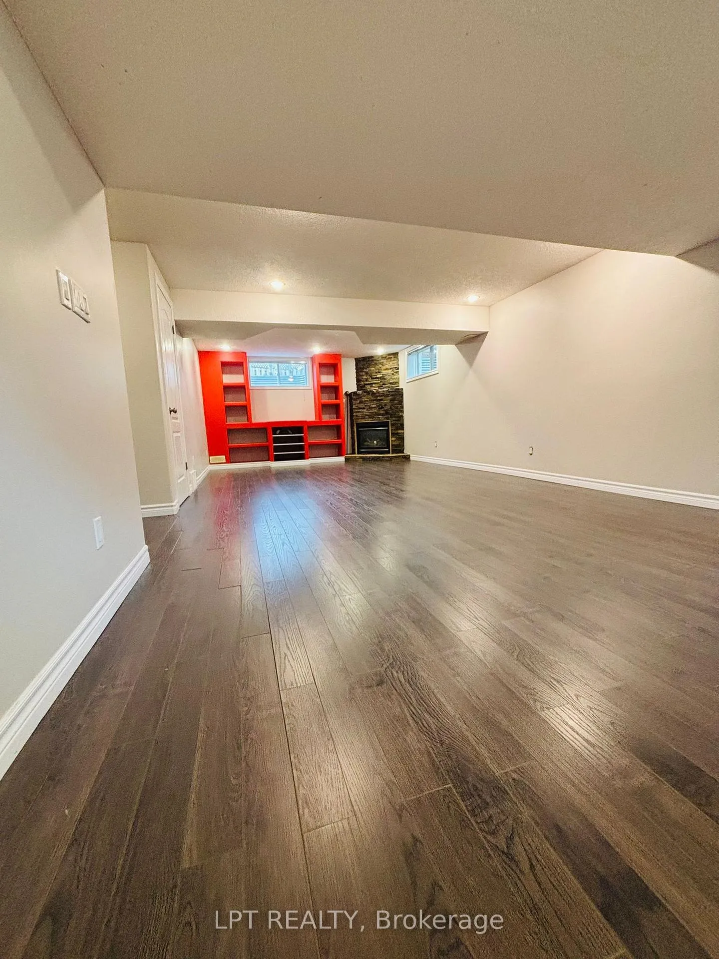 Photo 30 of 64 Yarrow Court, Kitchener — HOMEH