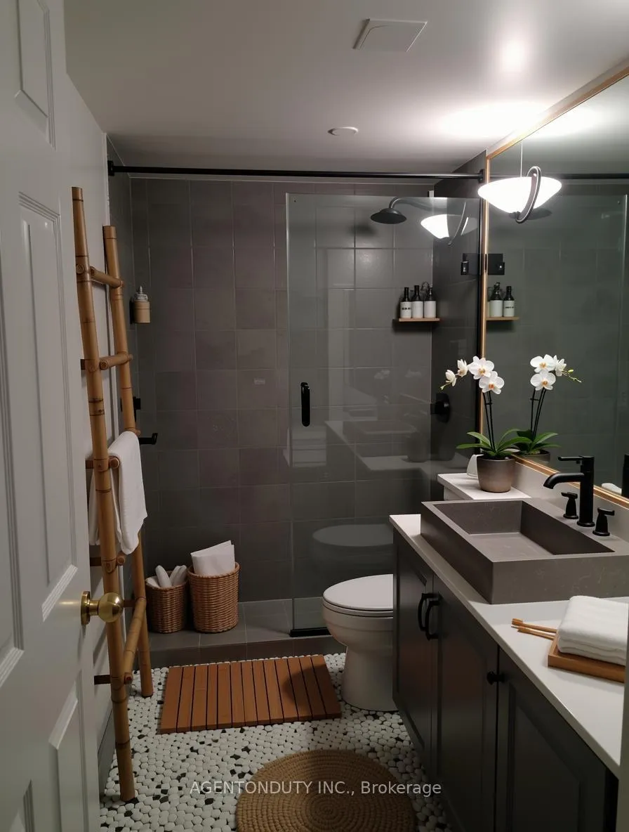 Photo 15 of Unit 930, 109 Front Street E, Toronto, Waterfront Communities — HOMEH