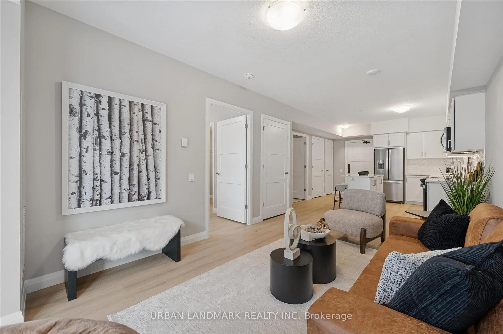 Photo 4 of Unit 712, 93 Arthur Street S, Guelph, St. Patrick's Ward — HOMEH